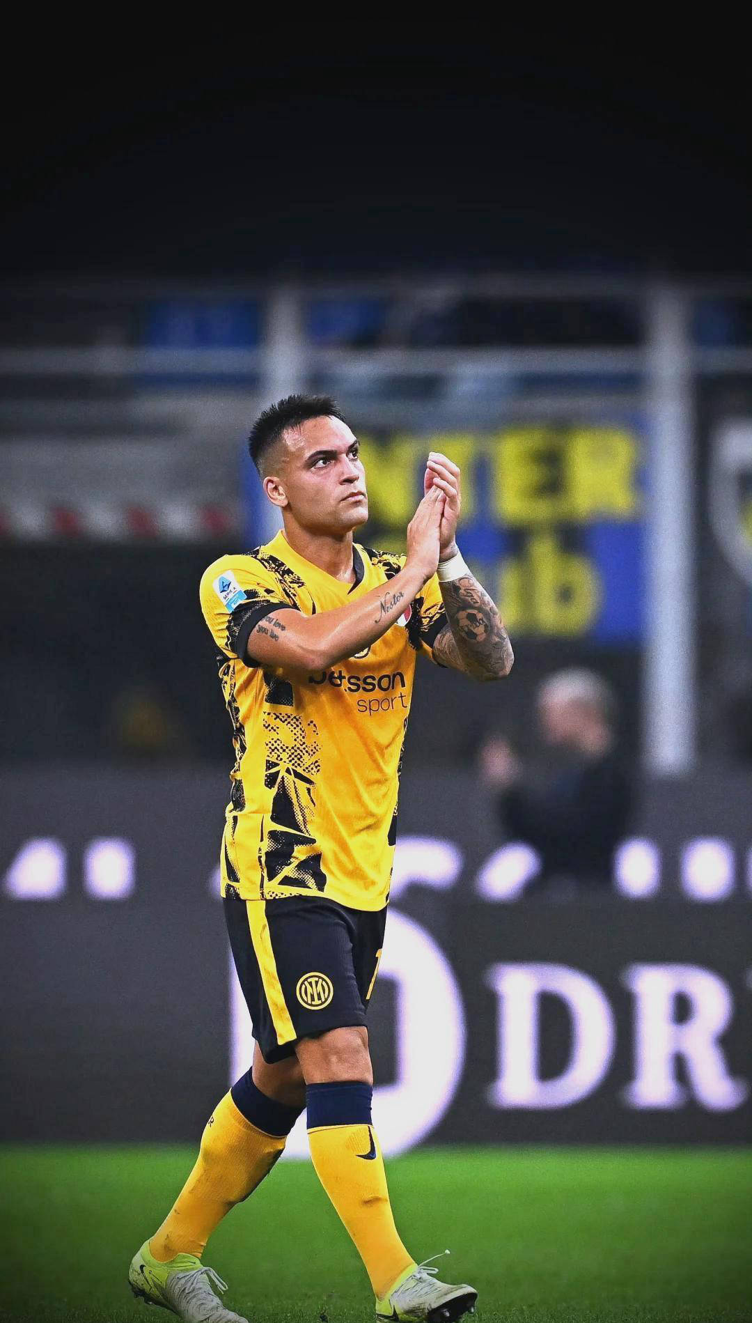 再見 國際米蘭！ “大核”正式宣布其離開！意大利國際中場+才華橫溢的射手